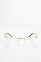 Светло зелено