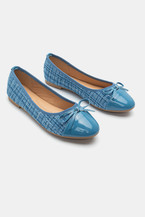 Небесно синьо