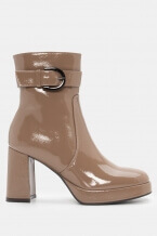 Μπεζ-Σκούρο