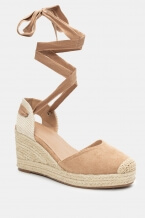 Бежово-Тъмно